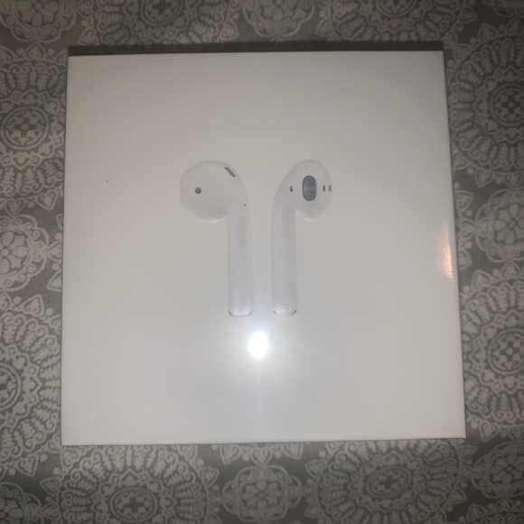 AirPods Gen 2